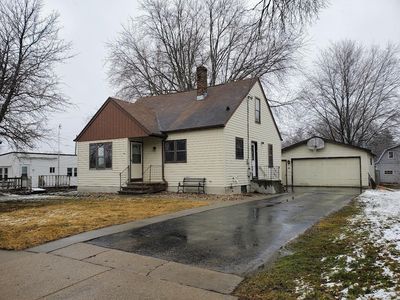 110 N Maple St, Black Creek, WI, 54106