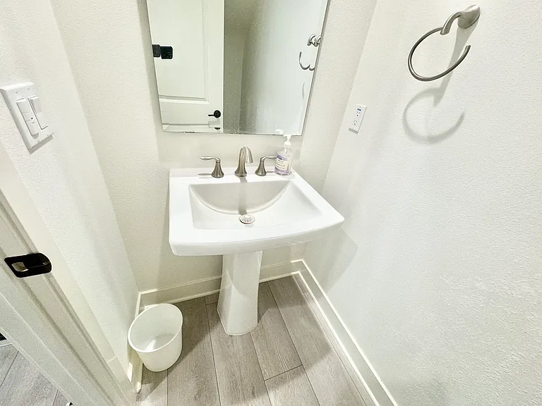 114 Anthology — Photo 14