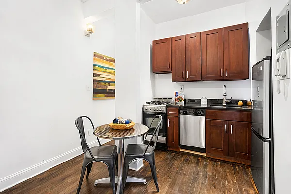 Sold by Compass | media 2