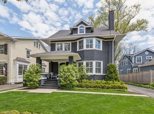 615 Lincoln Ave, Winnetka, IL 60093