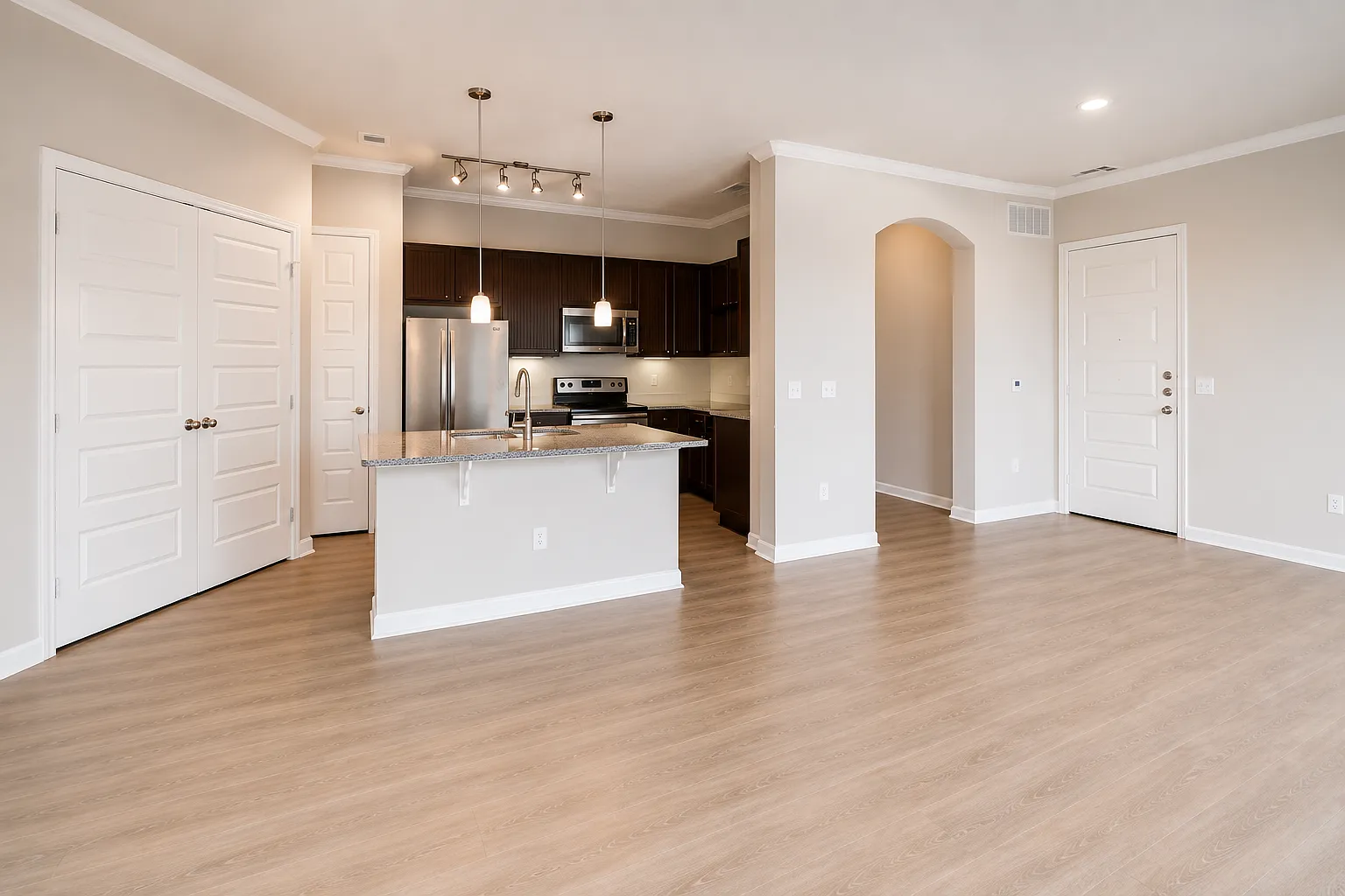 2 bed, 2.0 bath, 1130 sqft, $1,375 — Photo 1