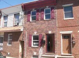 1313 E Oxford St, Philadelphia, PA 19125