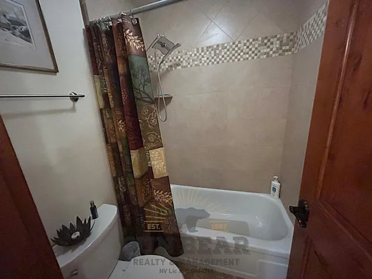 807 Alder Ave #13 — Photo 12