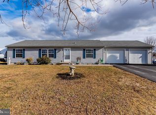 162 Camelot Dr, Chambersburg, PA 17202