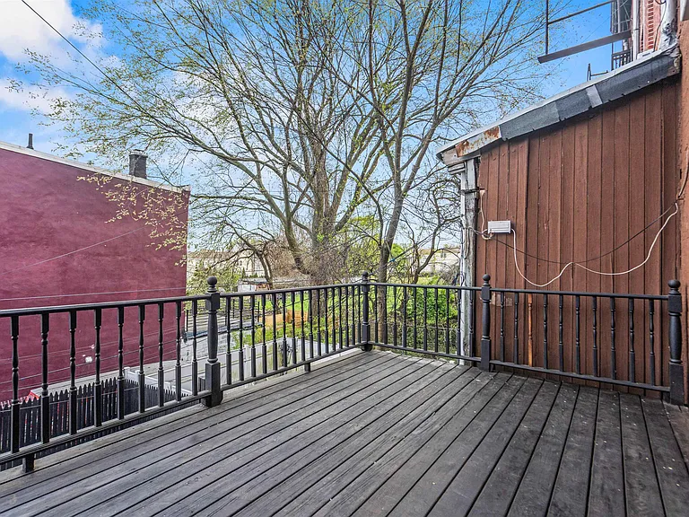 800 Ocean Ave #1 — Photo 46