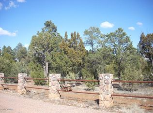 2935 Constellation Ln, Overgaard, AZ 85933