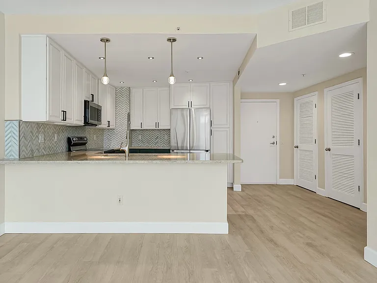 322 E Central Blvd #1206 — Photo 8