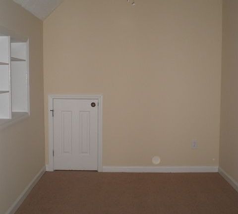 Bonus area w/private bath