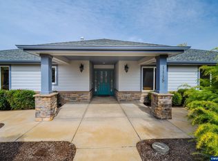 1115 Skookum Dr, Silverton, OR 97381