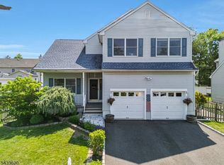 228 Woodside Ln, Bridgewater Twp., NJ 08807