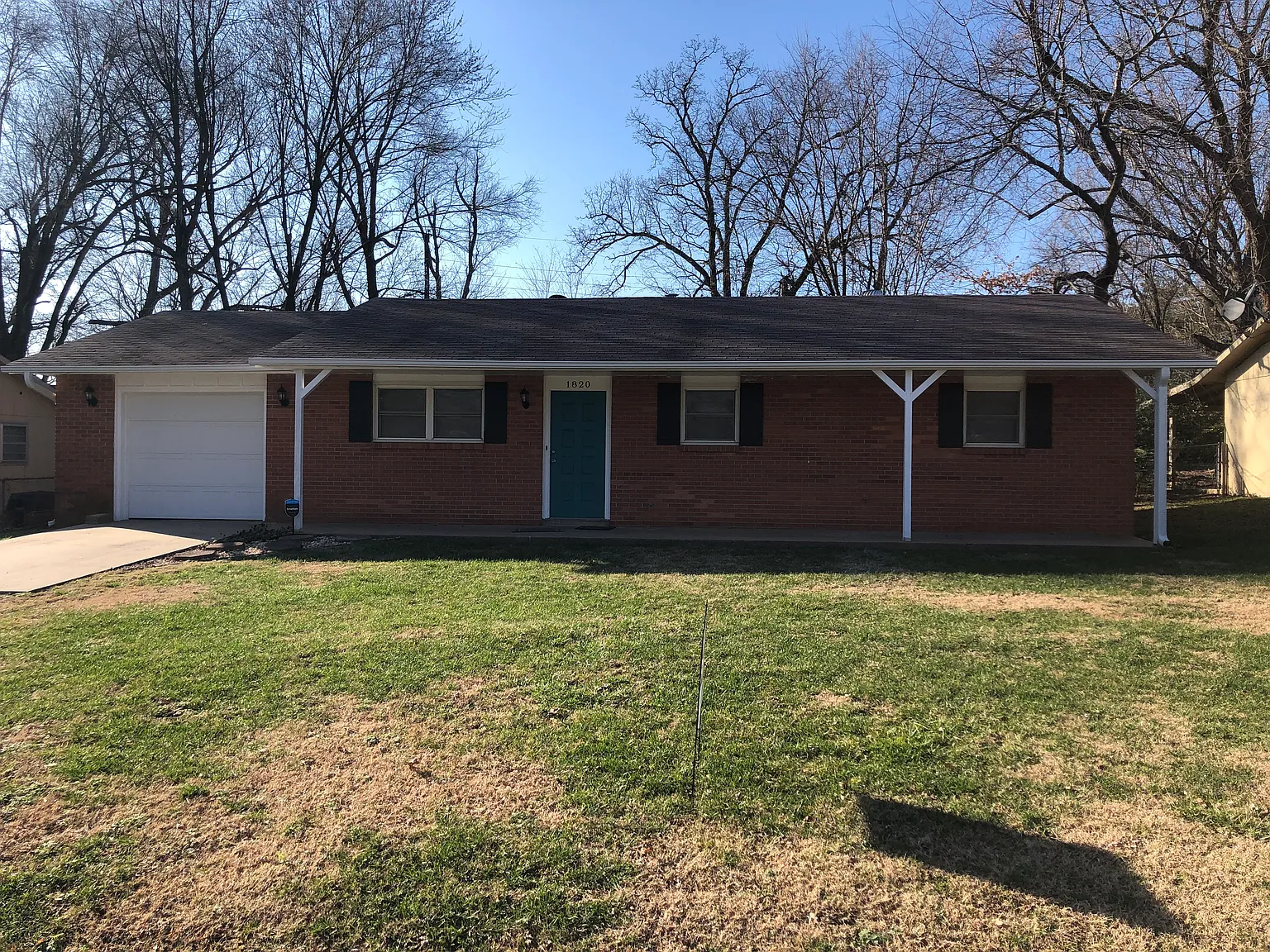 3 bed, 1134 sqft, $1,400 — Photo 1
