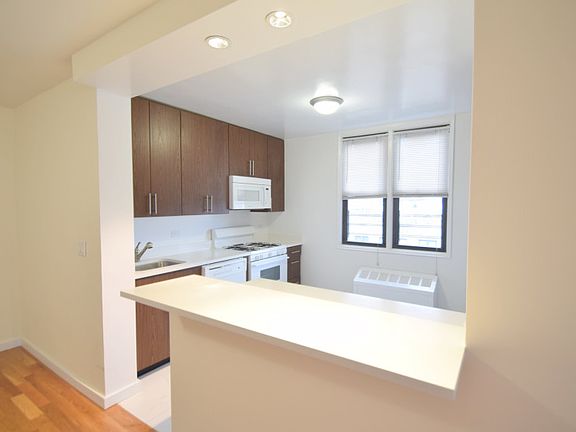 The Capri - Kitchen - GCC-07F