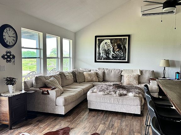 4th image of 2551 Scull Rd