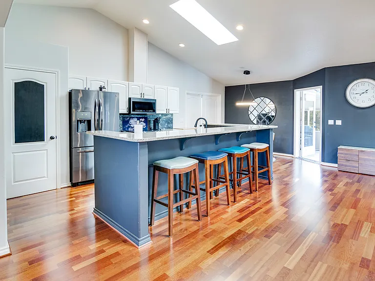 5529 NE Voyage Ave — Photo 12