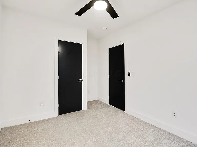 1191 E Rich St — Photo 44