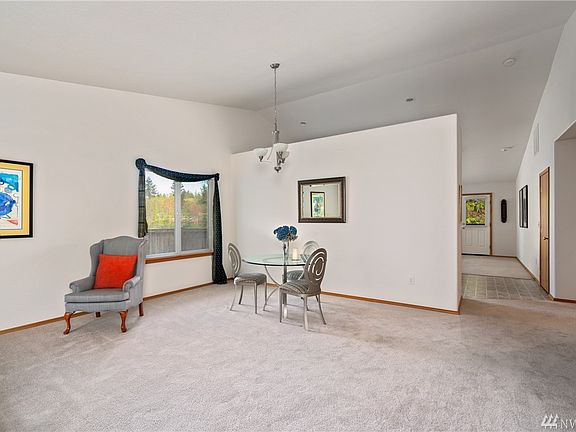 5th image of 2916 Westside Dr NW