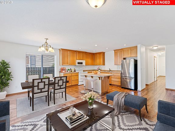 4th image of 545 NE 2nd Ave