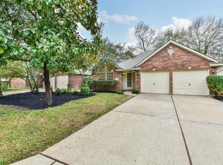11 Auburn Path Dr, Spring, TX 77382