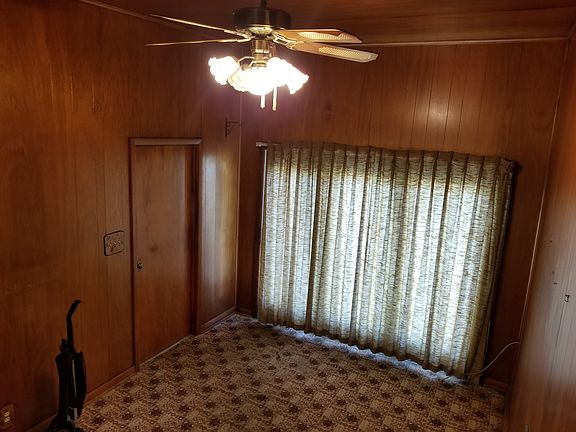 5th image of 300 N Logan St