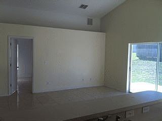 4th image of 765 Lake Charles Dr