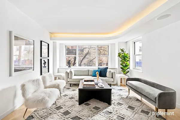 Sold by Triplemint | media 10