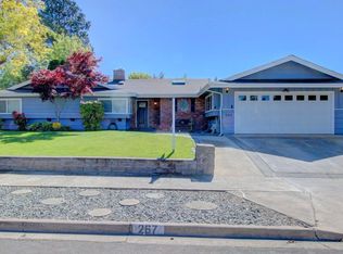 267 White Oak Dr, Medford, OR 97504