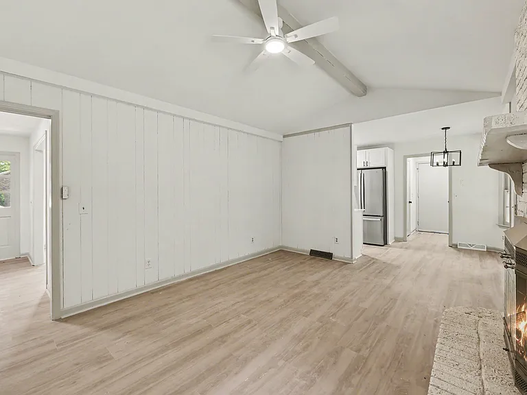 130 Sandtrap Rd — Photo 9