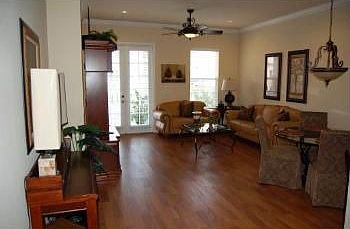 5th image of 4250 Corrine Dr APT 304
