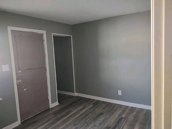 3rd image of 2510 Fort Campbell Blvd #10905788