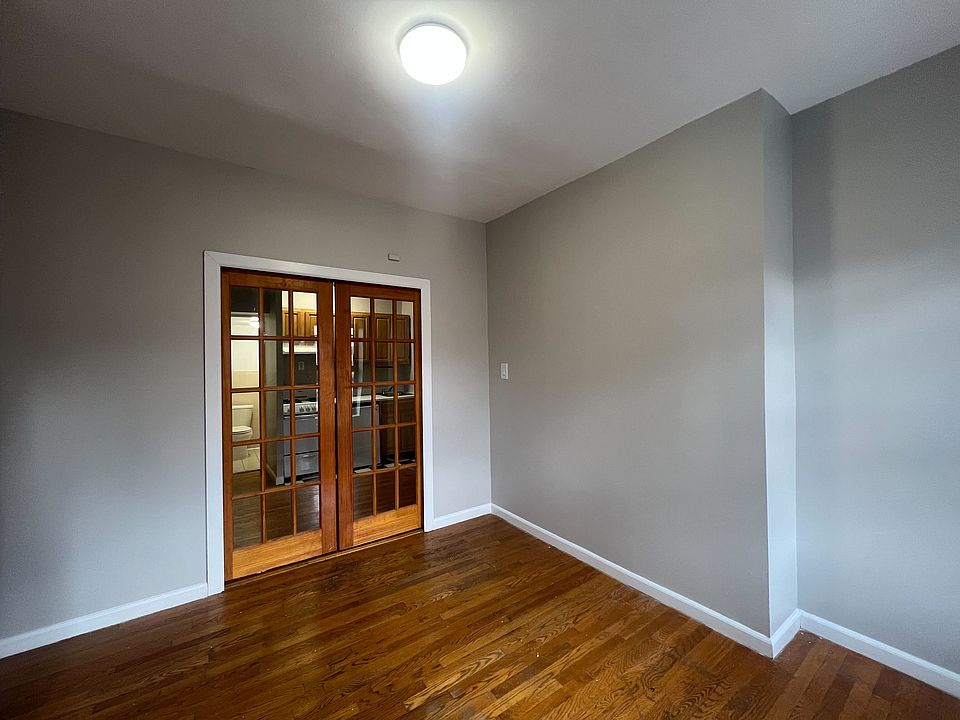 1st image of 514 E 5th St APT 12