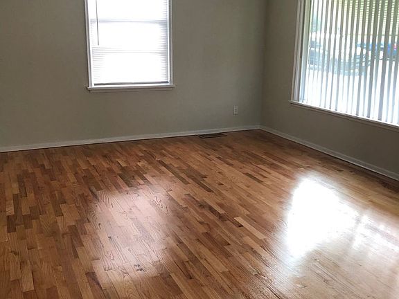 2nd image of 2318 10th St