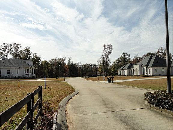 4th image of 12 Sierra Ridge Ct