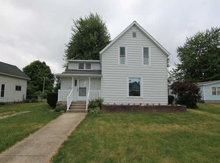 307 N Main St, Syracuse, IN 46567