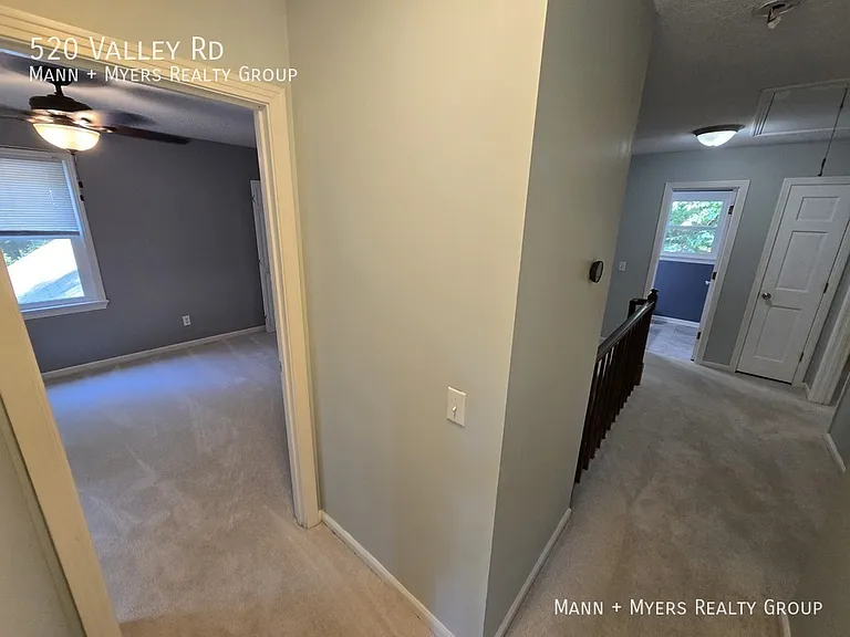 520 Valley Rd — Photo 37
