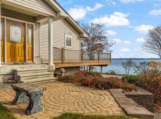 10054 Council Oak Dr, Traverse City, MI 49686