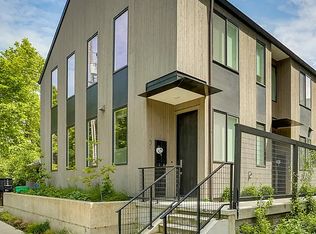 428 NE Ivy St #4, Portland, OR 97212