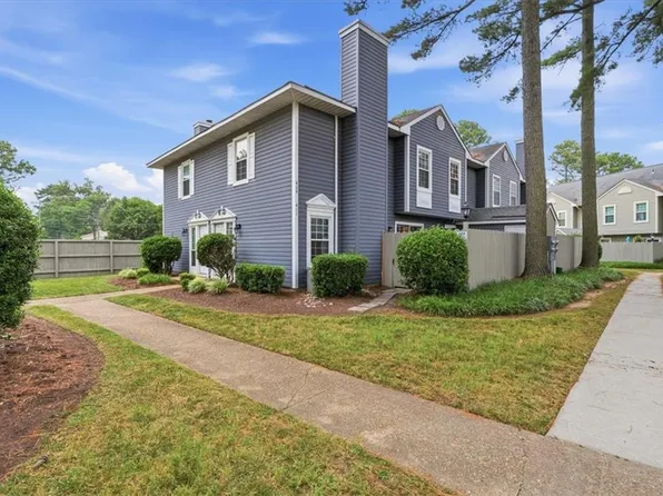 411 Chatterton Dr, Virginia Beach, VA 23454