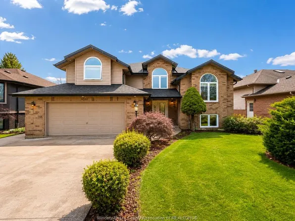 4561 Hunt Club Cres, Windsor, ON N9G 2P6