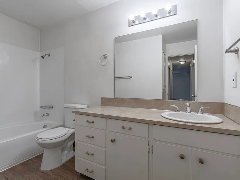 Brooktree Apartments — Photo 8