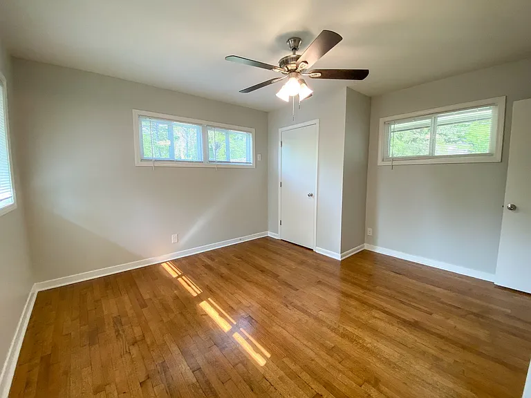 4152 Rhodes Ave — Photo 6