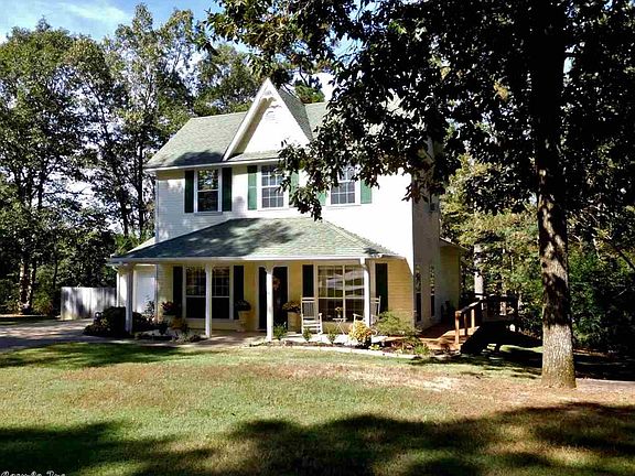 3rd image of 116 Sherwood Forest Dr
