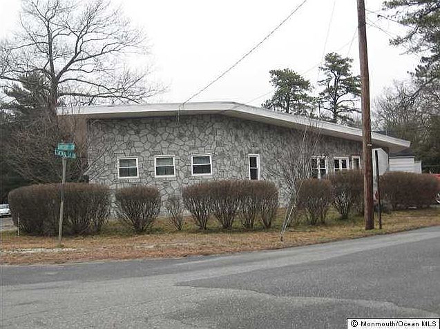 2nd image of 268 Central Lake Drive