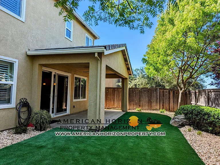 803 Calico Dr — Photo 12