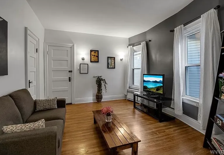 417 W Delavan Ave #1 — Photo 7