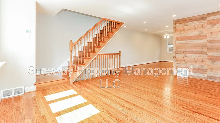 241 Westpark Ln — Photo 3