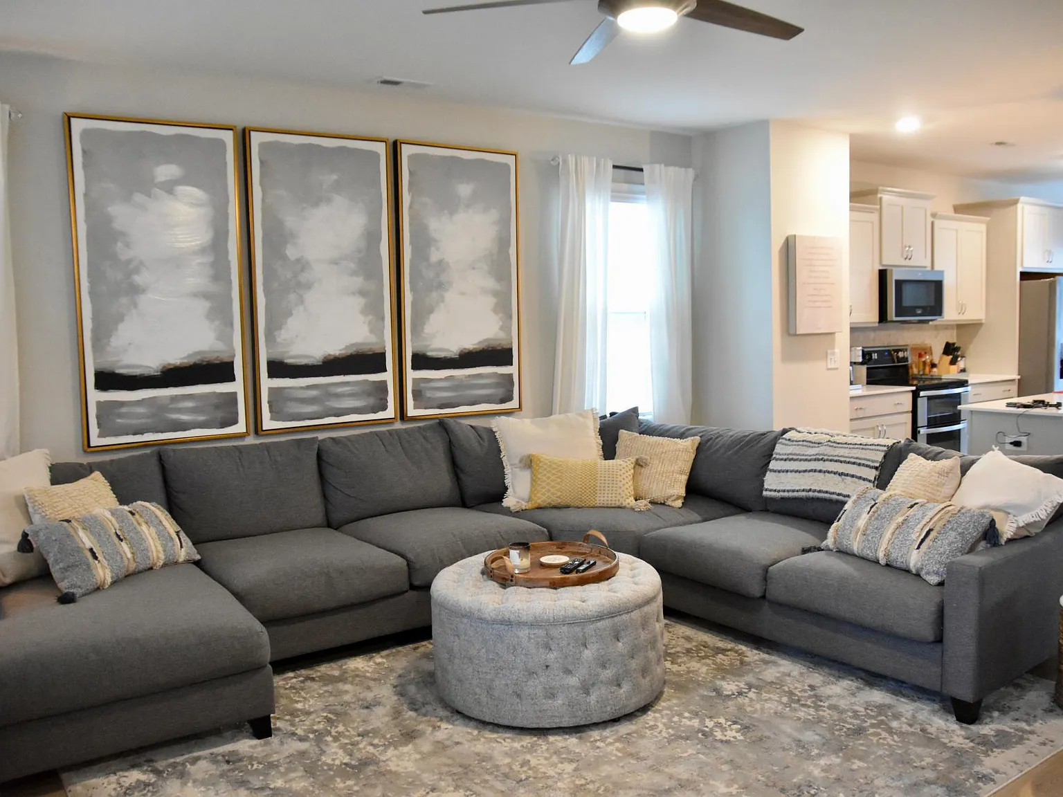 4 bed, 3.5 bath, 2420 sqft, $3,200 — Photo 4