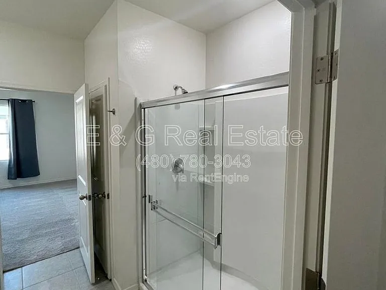 19436 W Elm St — Photo 11