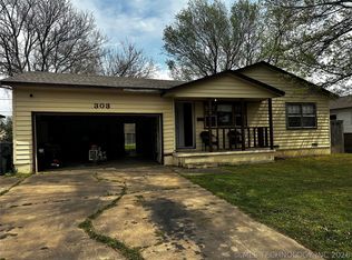 303 N Beaumont St, Owasso, OK 74055