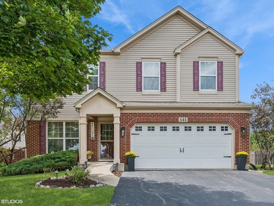 541 Regal Ln, Bolingbrook, IL 60490