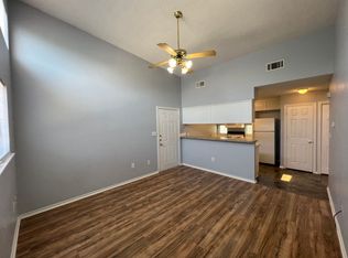 2310 W Hickory, Denton, TX 76201